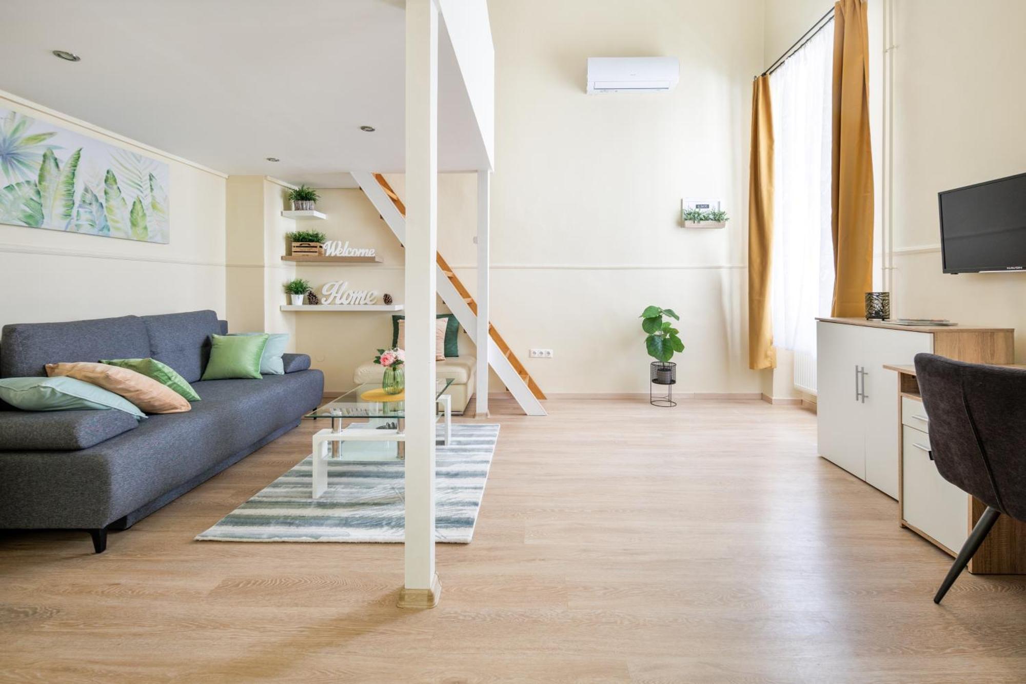 Simply The Best Location Budapest Exterior photo